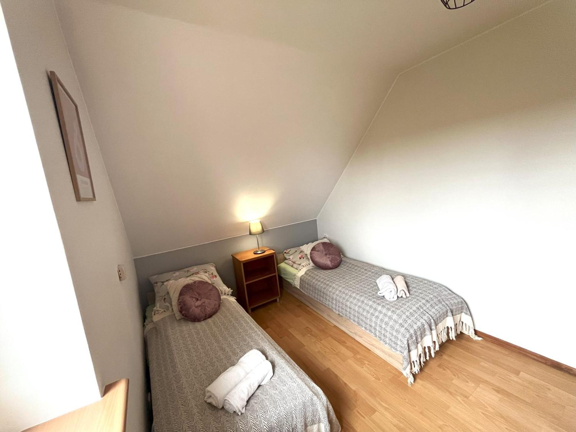 Happy Bison - A 5 Bedroom House With A Garden Bialowieza Exterior photo